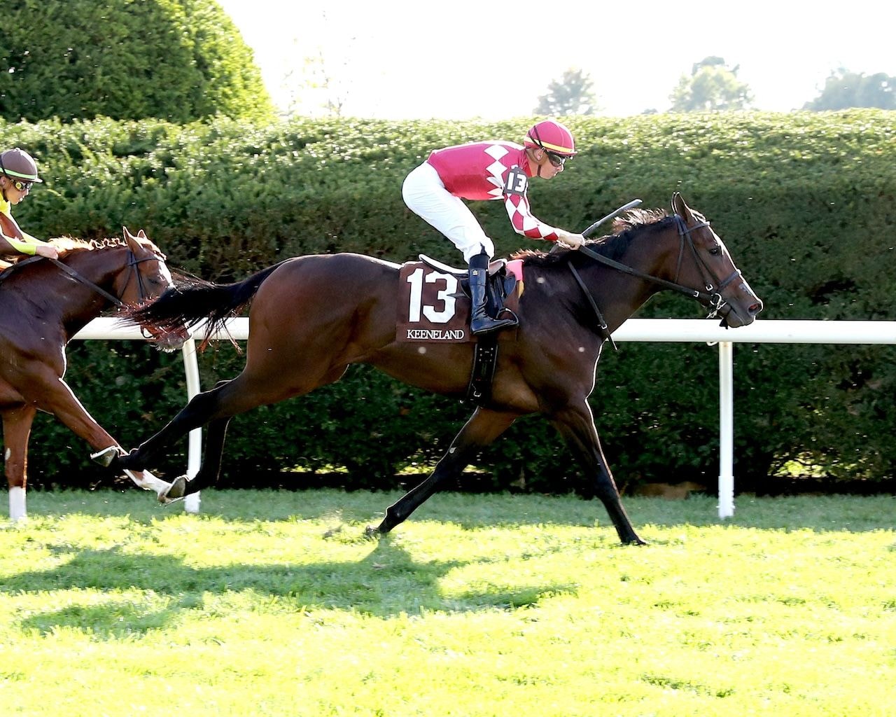Aplyland wins a Keeneland.