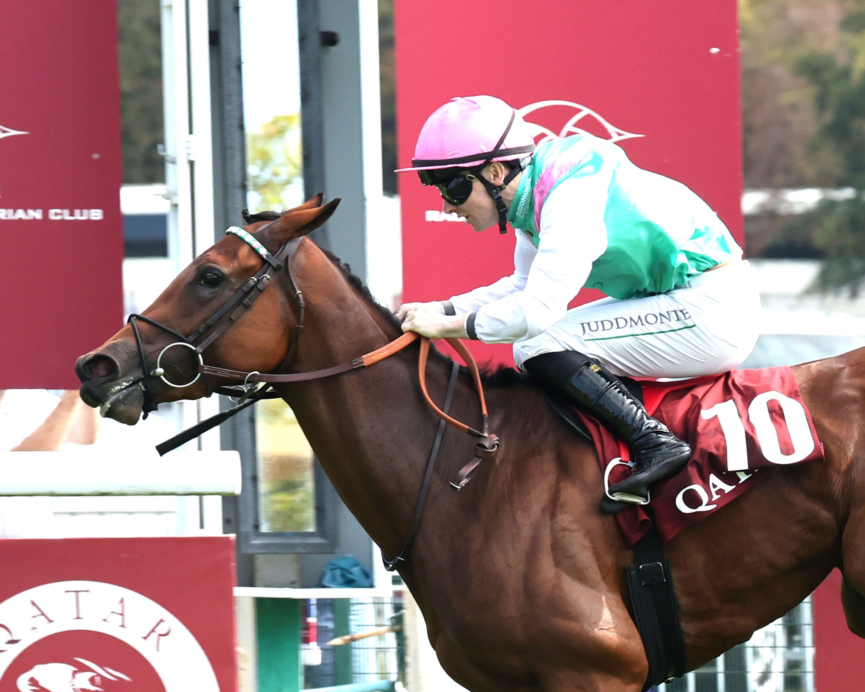 Amusingly wins the Qatar Prix Jean-Luc Lagardere.