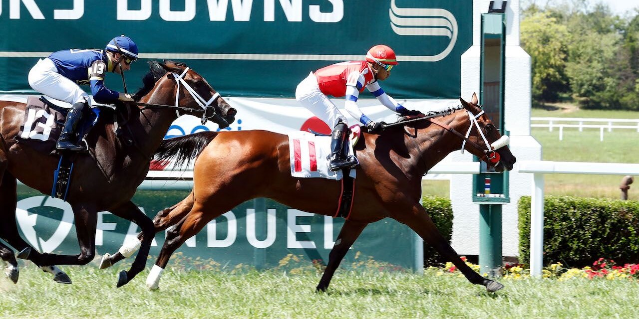 Asternia wins at Kentucky Downs