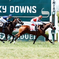 Asternia wins at Kentucky Downs
