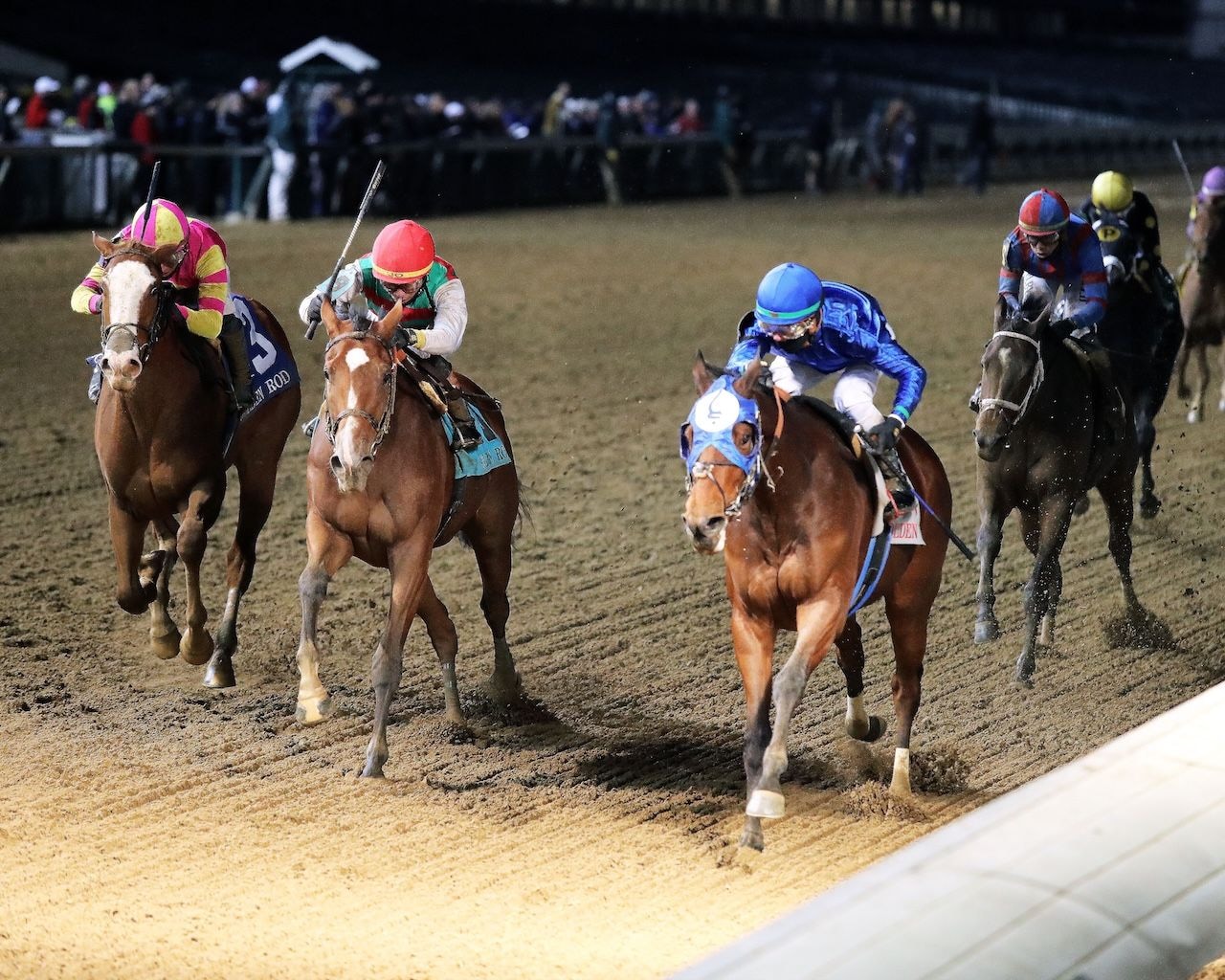 Bella Ballerina wins the Golden Rod (G2) at Churchill Downs.