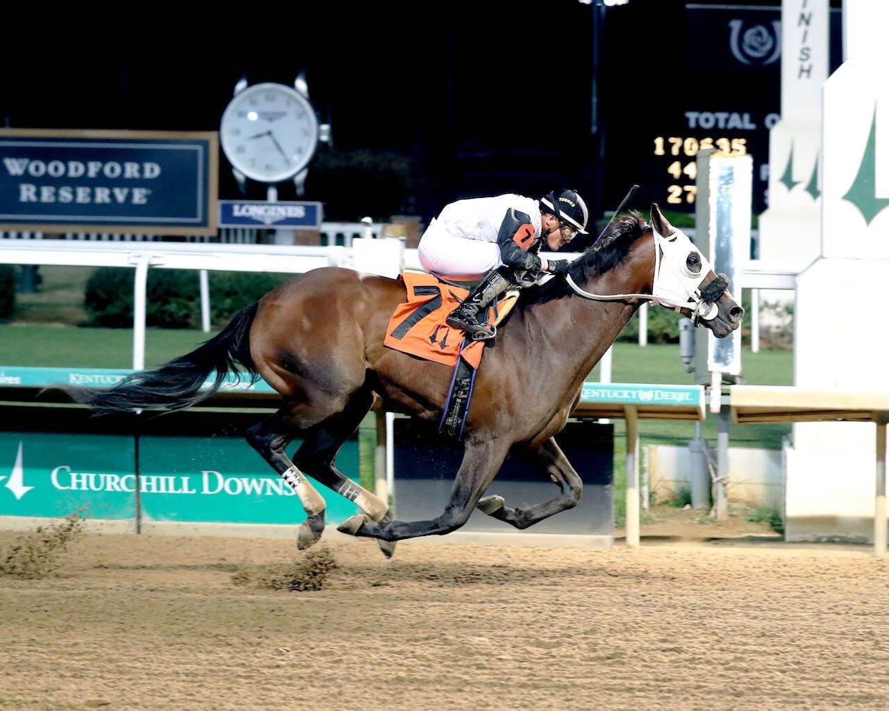 Big Boat wins at Churchill Downs