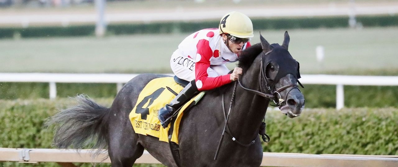 Chunk of Gold wins the West Virginia Derby at Moutaineer.