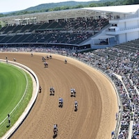 Churchill Downs Scenic. 