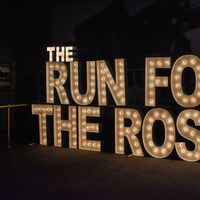 The Run for the Roses sign