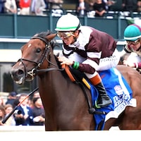 Emphatic went wire to wire in the Alcibiades (G1)