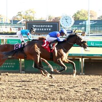 Energize captures an entry-level allowance at Churchill Downs
