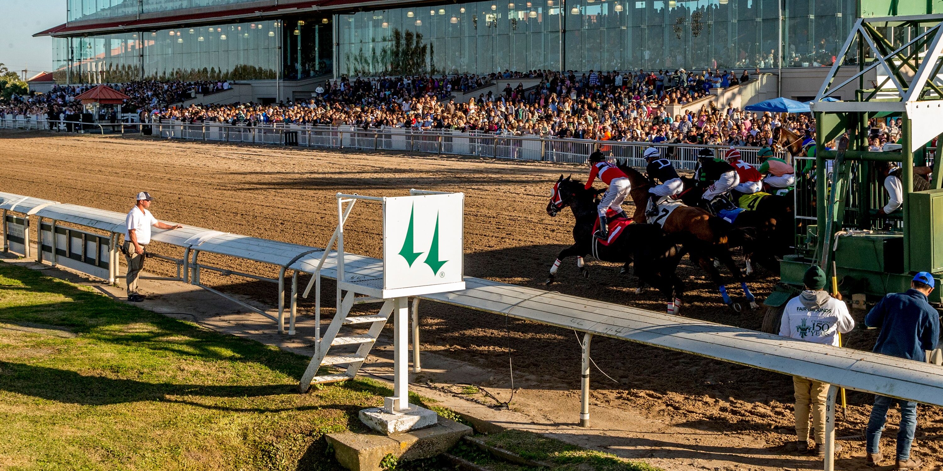 Fair Grounds racetrack grandstand racing scene (Photo by Coady Media)