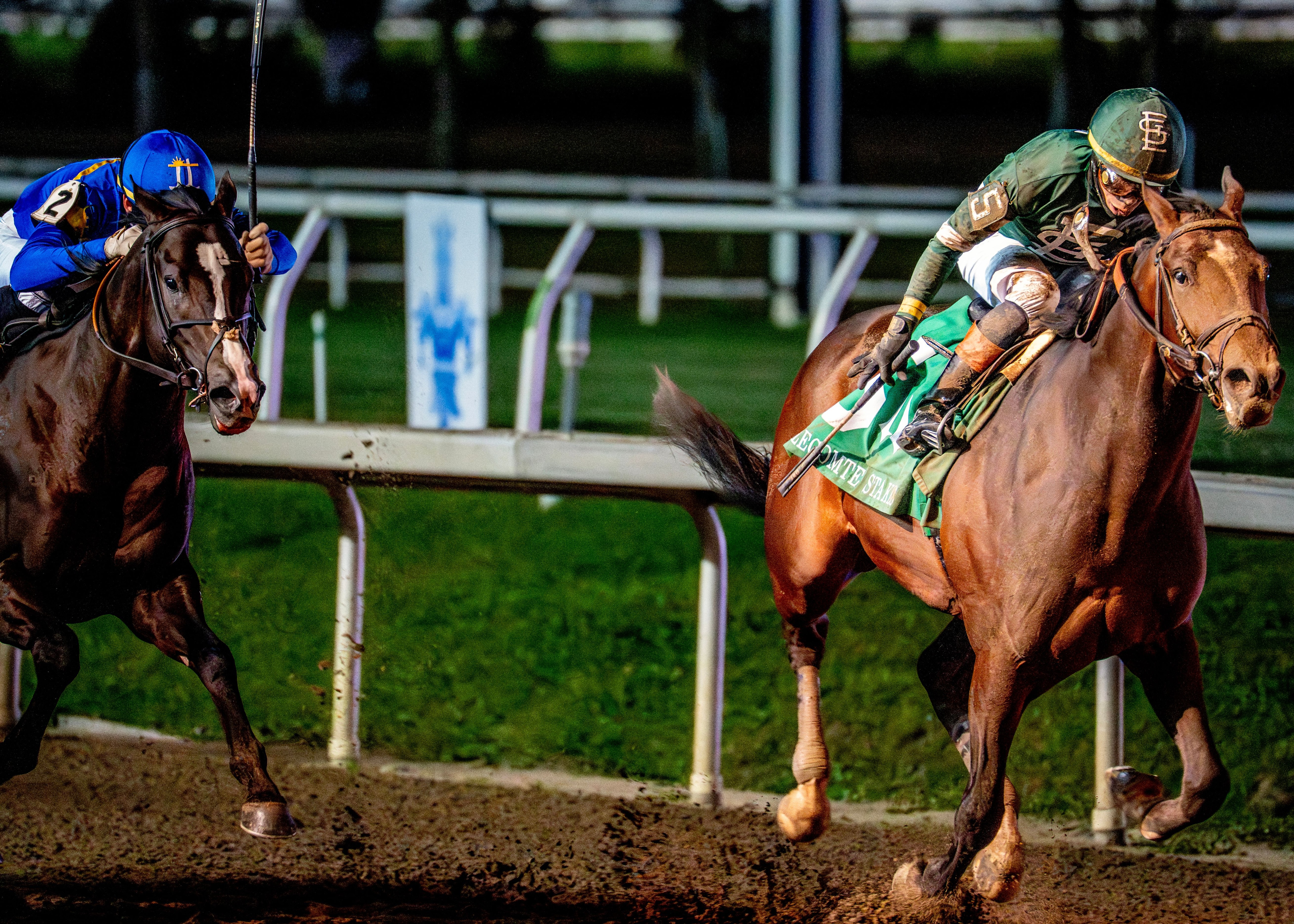 Golden Tempo wins the Lecomte at Fair Grounds.
