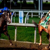 Golden Tempo wins the Lecomte at Fair Grounds. 