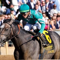Gosger wins at Keeneland.