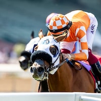 King of Godsford wins at Santa Anita.
