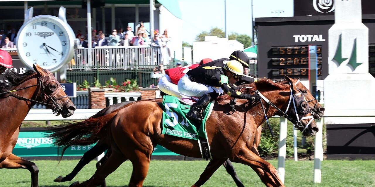 Lagynos wins the Opening Verse at Churchill Downs.