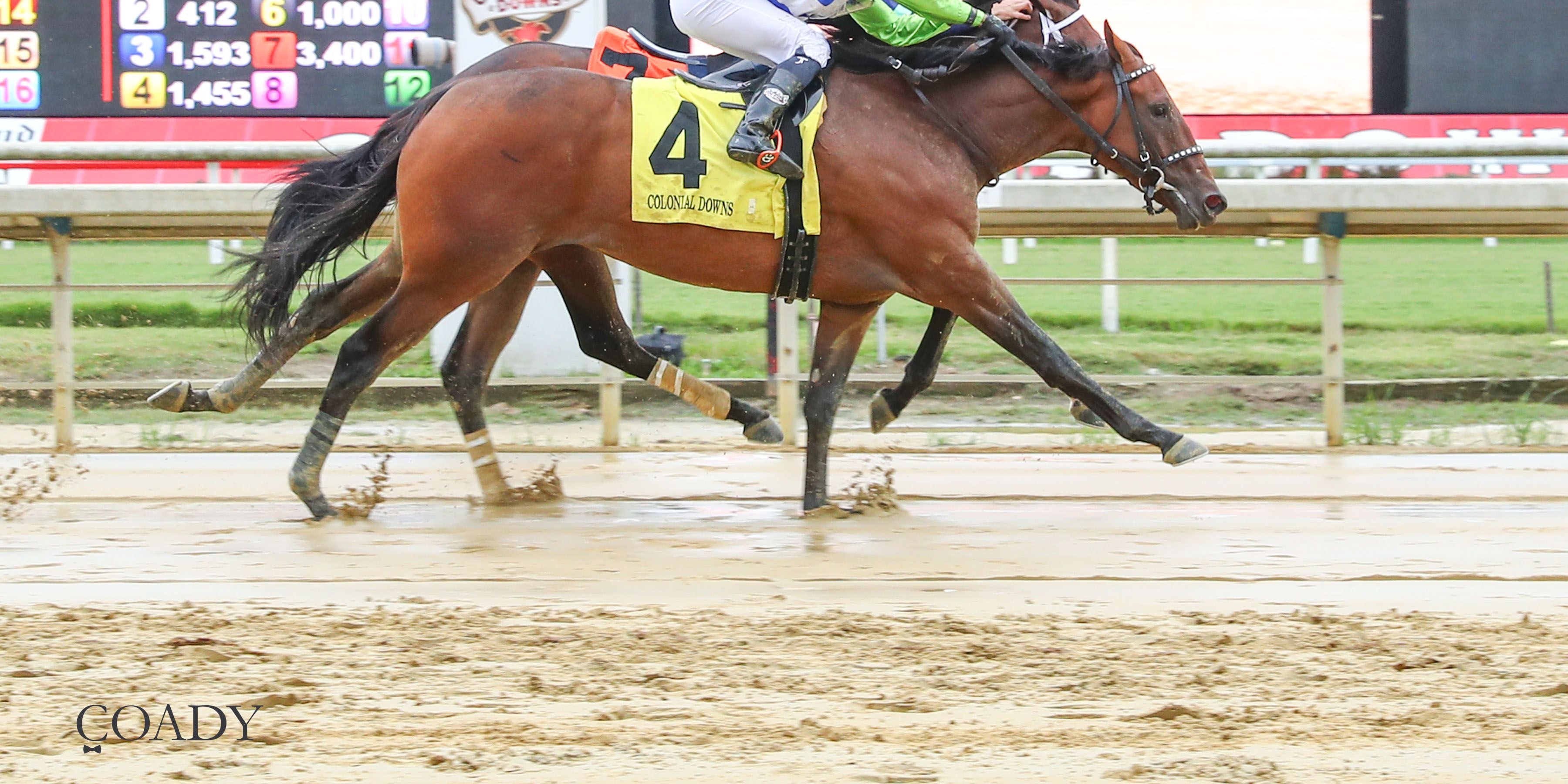 Luv Your Neighbor wins at Colonial Downs. 