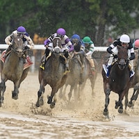La Cara wins the Acorn S. at Saratoga 2025 (Photo by Coglianese Photos/Dom Napolitano)