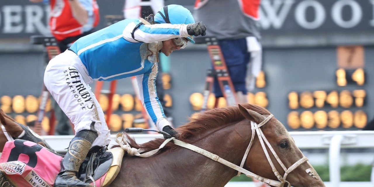 Mage winning the Kentucky Derby (G1) at Churchill Downs (Photo by Horsephotos.com)