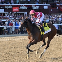 Nitrogen wins the Alabama at Saratoga.