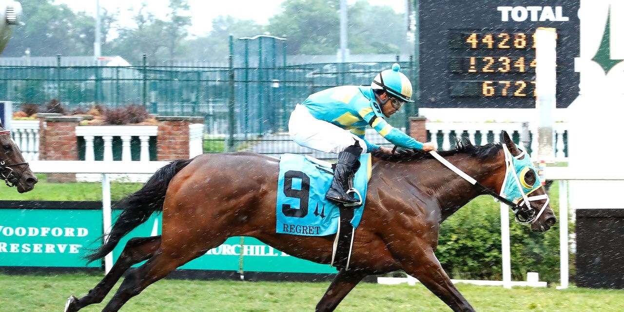 Outadore wins at Churchill Downs
