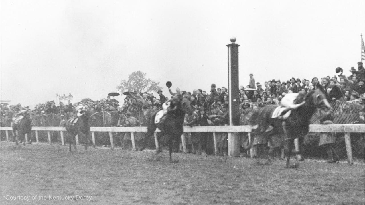 Omaha wins the 1935 Kentucky Derby. (Photo courtesy of the Kentucky Derby/Churchill Downs)