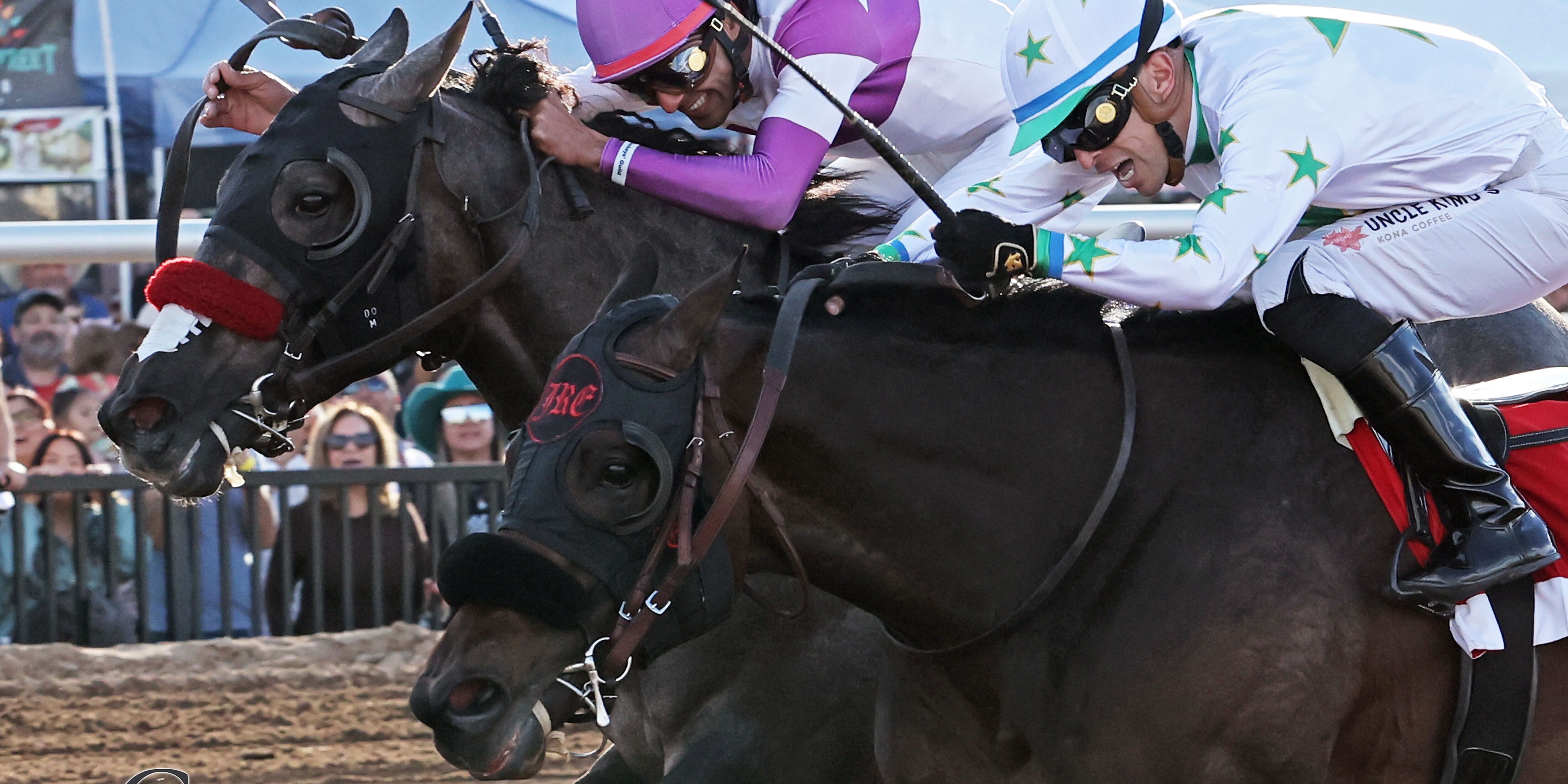 Pavlovian (outside) catches Express Kid in a thrilling Sunland Park Derby at Sunland Park