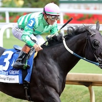 Royal Spa wins the Locust Grove (G2) at Churchill Downs.