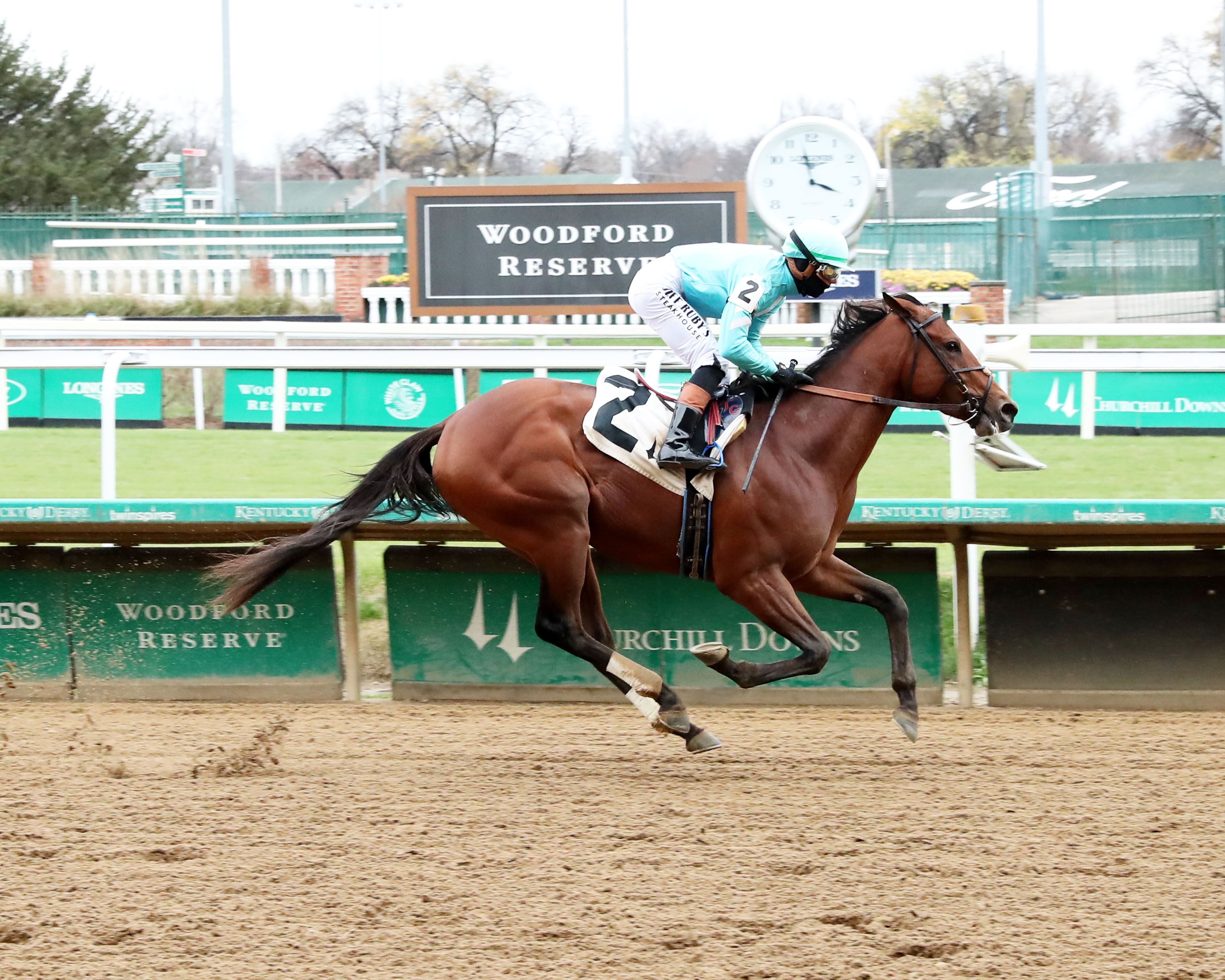 Stop The Car wins at Churchill Downs.