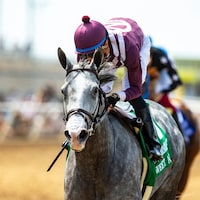 Sweet Azteca successfully defended her title in the Rancho Bernardo H. (G3)