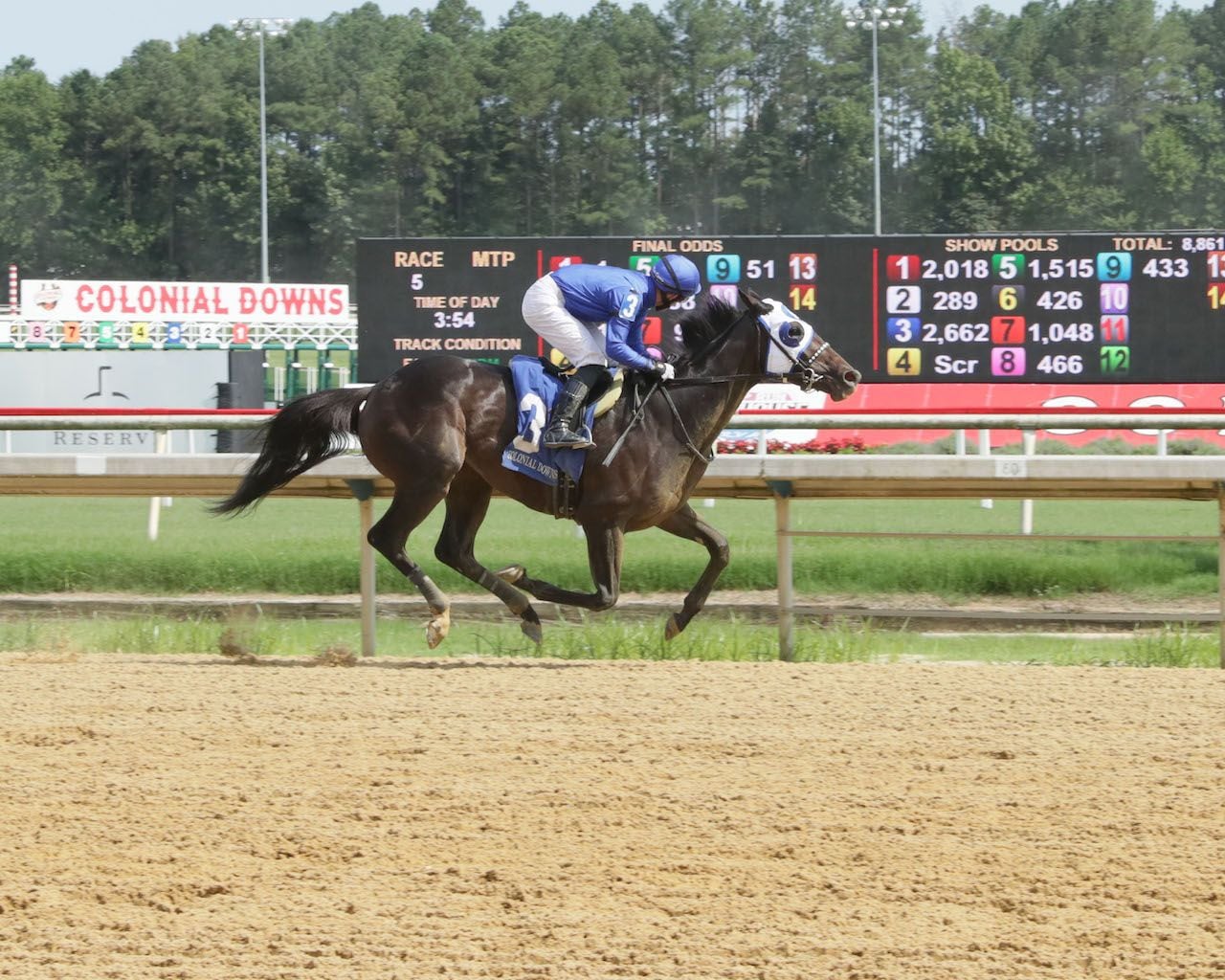 Think Big wins at Colonial Downs