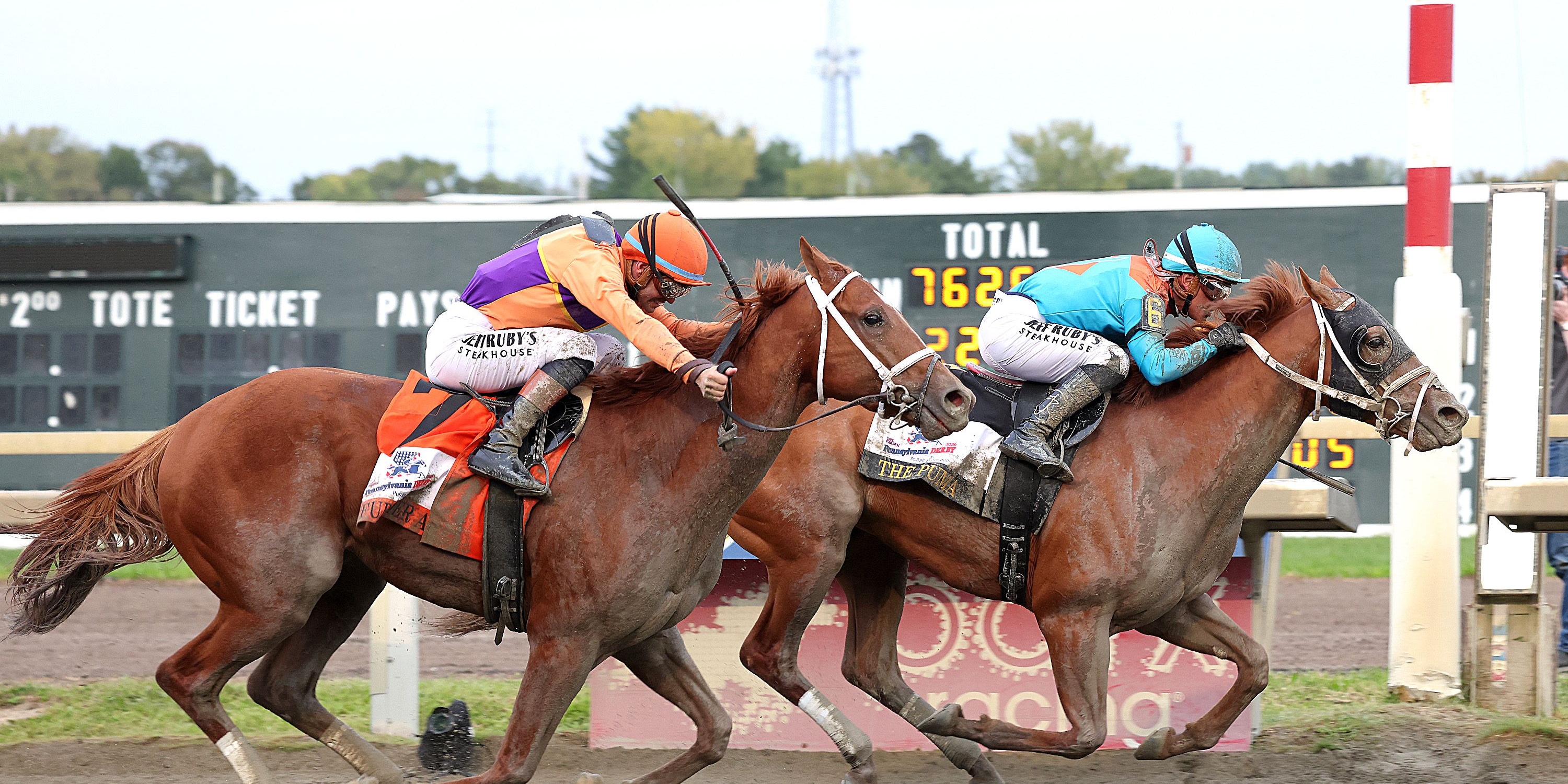 The Puma holds off Further Ado in the Pennsylvania Derby (G1)