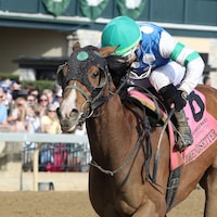 Trendsetter wins the Lexington Stakes at Keeneland.