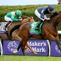 Tuesday wins the 2022 Breeders' Cup Filly & Mare Turf (G1)