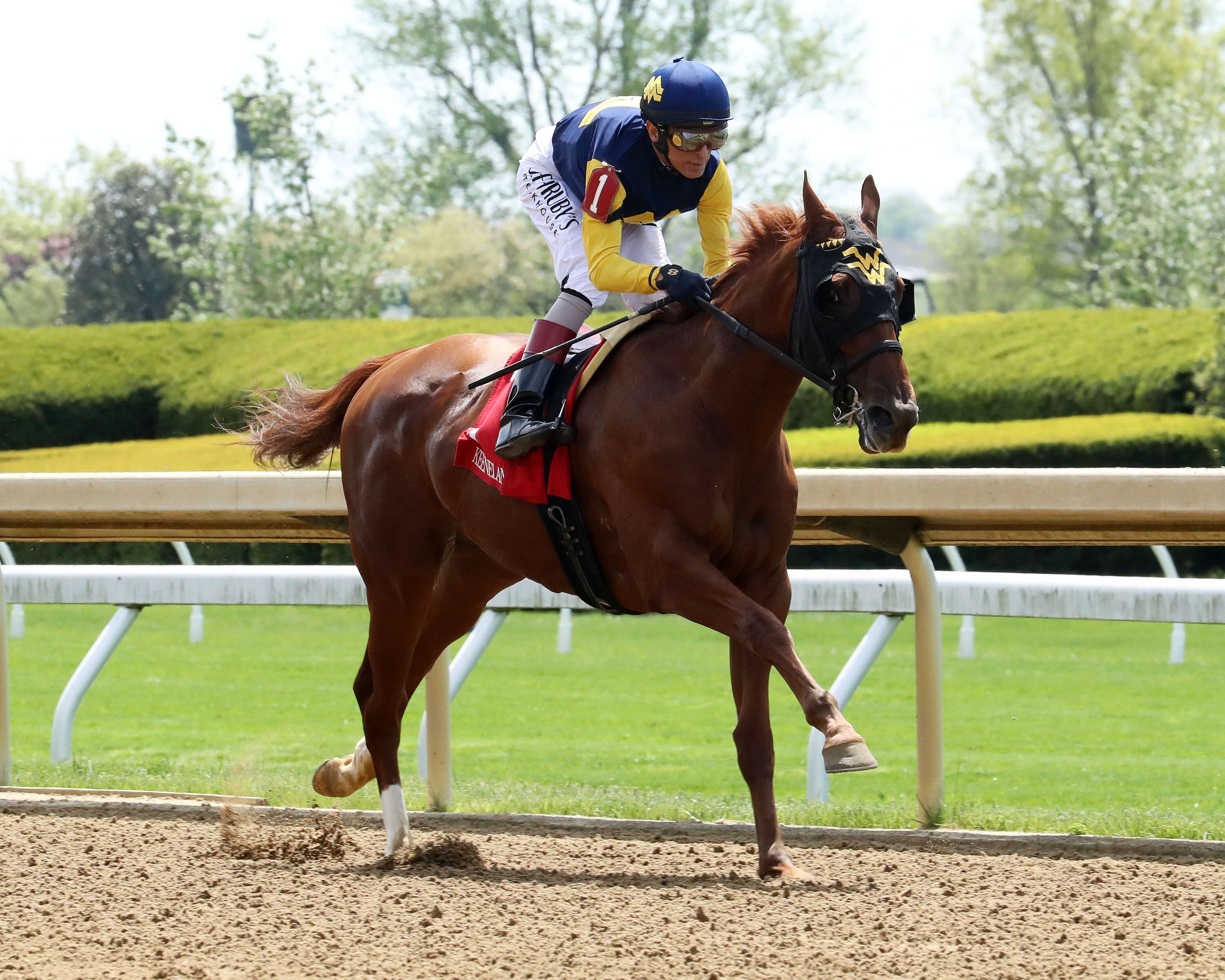 Ultima Grace romps in her Keeneland debut