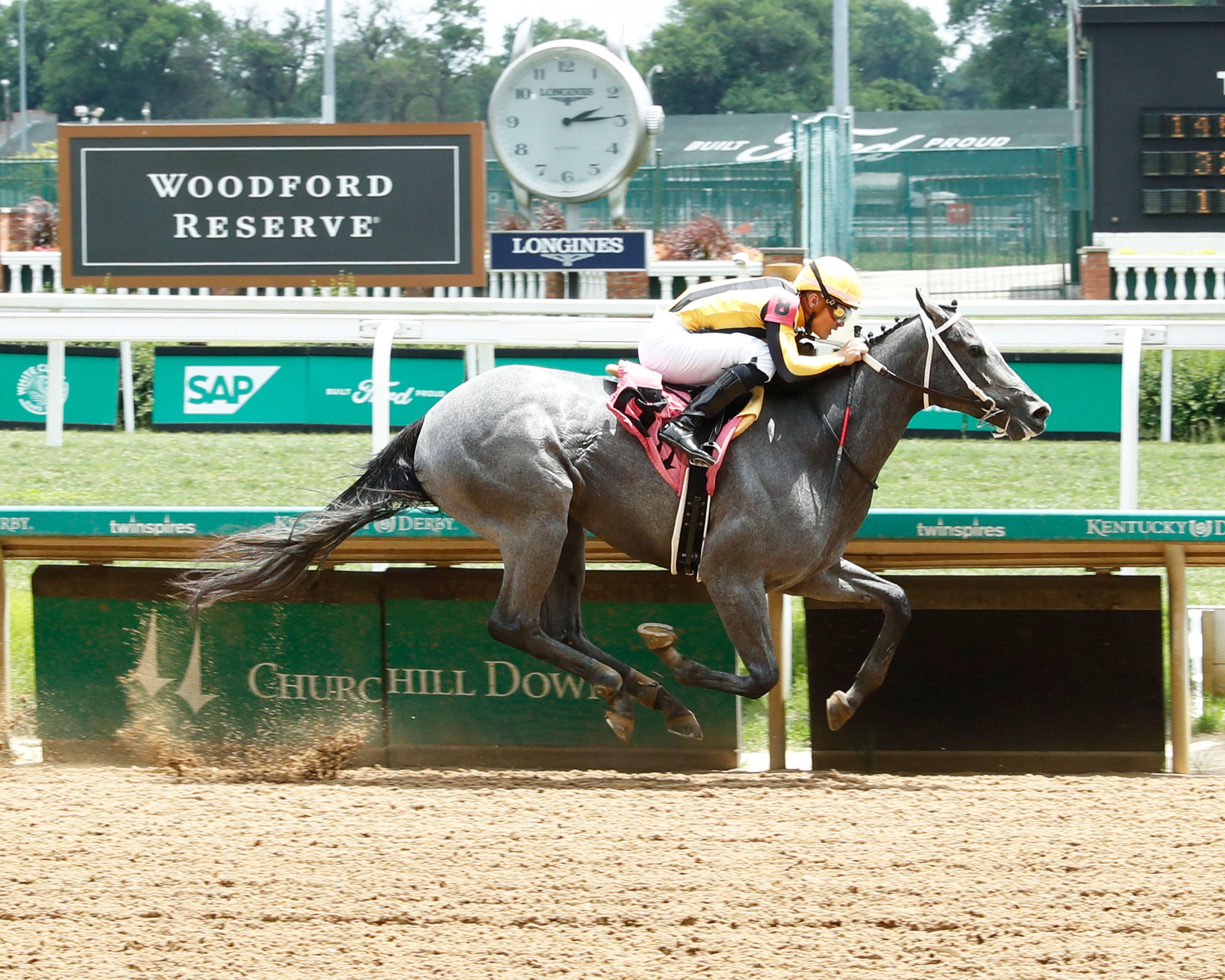 Viggiedal breaks her maiden at Churchill Downs