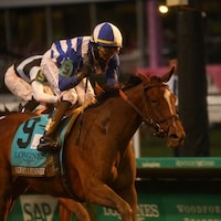 Always a Runner wins the 2026 Kentucky Oaks at Churchill Downs.