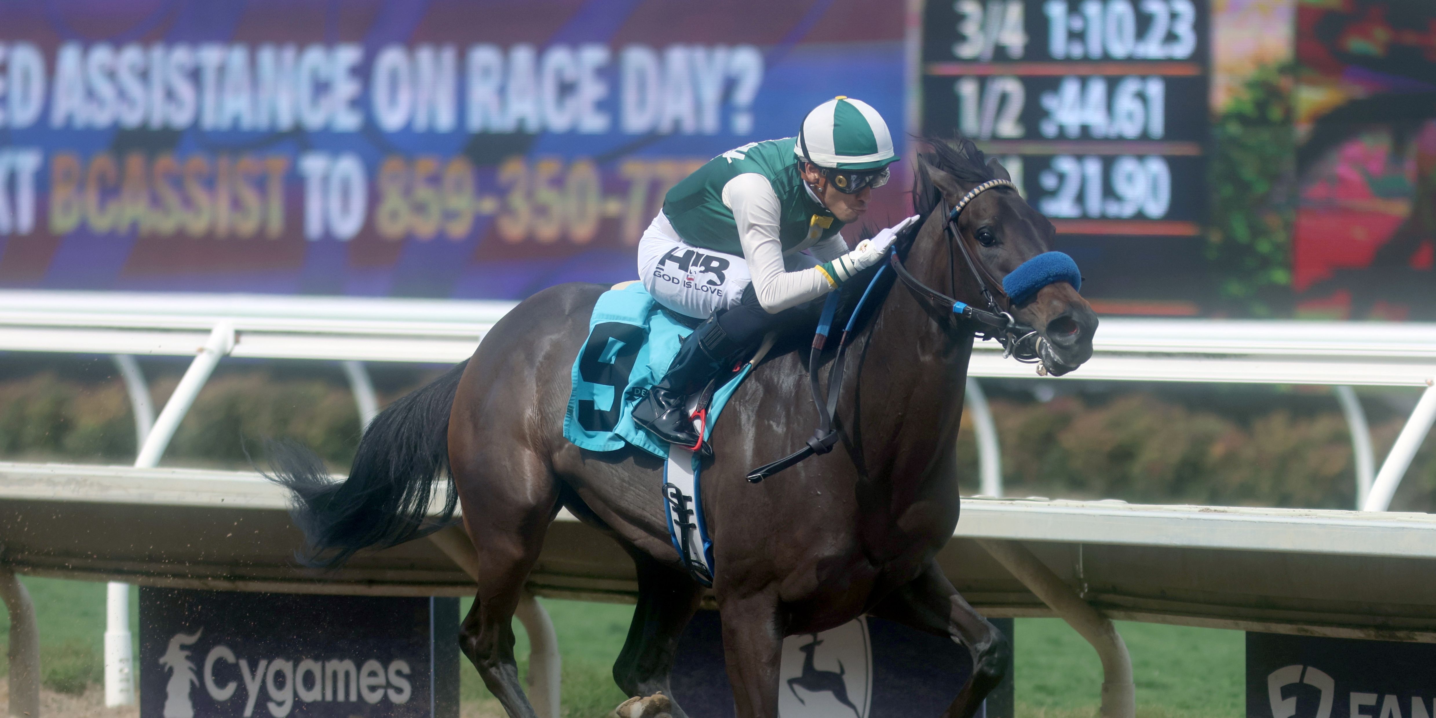 Mohaven winning the Golden State Juvenile Fillies S. at Del Mar