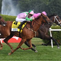 Ole Crazy Bone edges Fort George in the Bowling Green (G2)