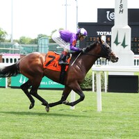 Outfielder wins at Churchill Downs (Coady Media)