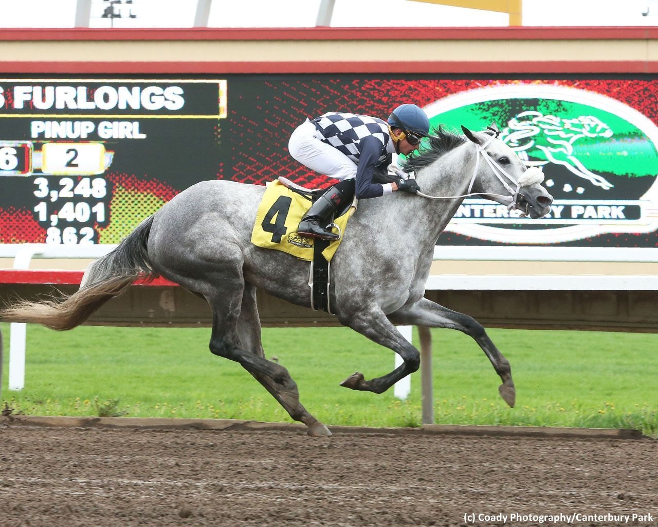 Racing at Canterbury Park