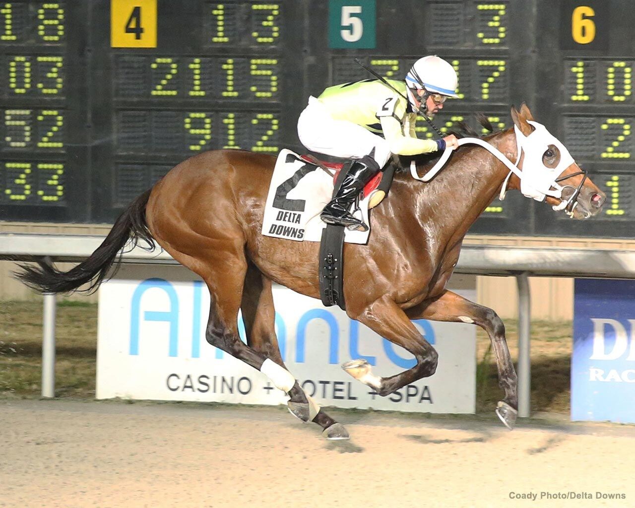 Racing at Delta Downs